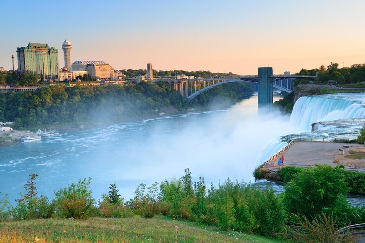 Photo gratuit lever du soleil des chutes du niagara