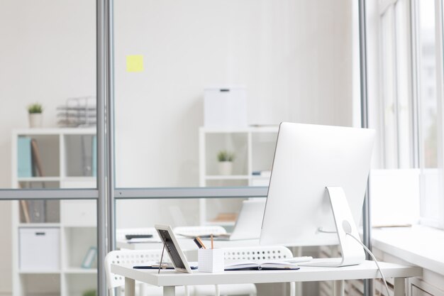 Lieu de travail dans le bureau