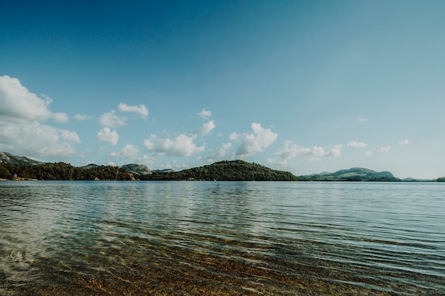 Ligne D'horizon D'un Lac