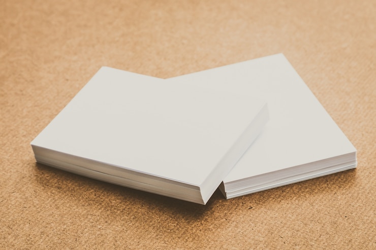 Photo gratuit le livre blanc se moque