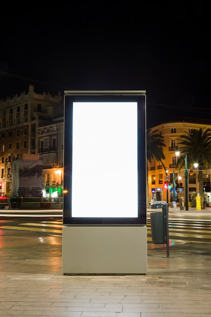 Photo gratuite lumières de la ville de nuit