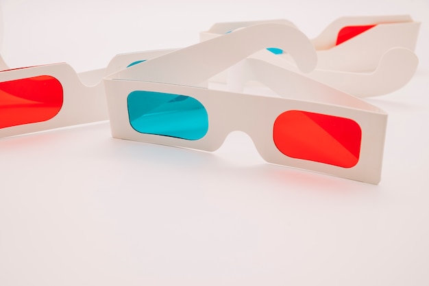 Photo gratuite lunettes de cinéma 3d