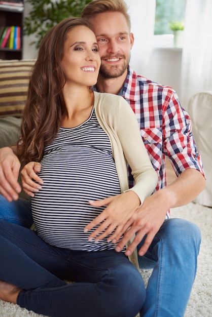 Photo gratuite ma femme a besoin de beaucoup de détente maintenant