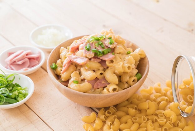 Macaroni et jambon