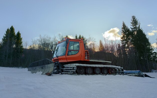  Machine  Pour D blayer Les Pistes  De Ski Photo Premium