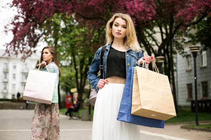 Photo gratuit magasin de travail pour femme, automne, luxe, décontracté