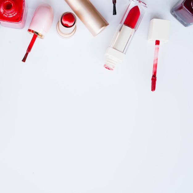 Maquillage de rouge à lèvres