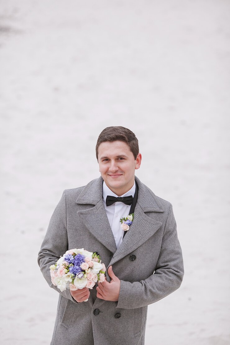 Photo gratuit mari avec un bouquet