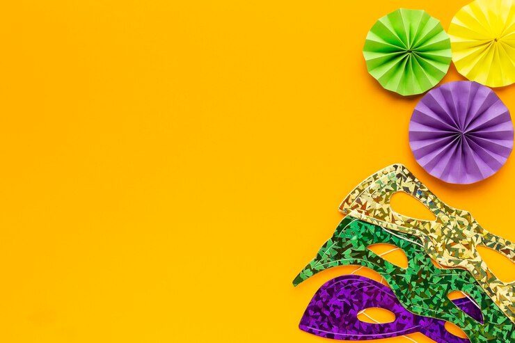 Photo gratuit masques et décorations en papier copie espace