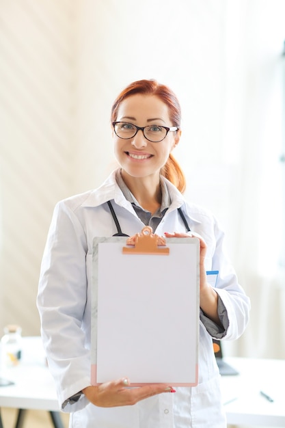 Médecin au travail