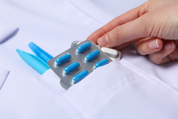 Médecine uniforme soins de santé Concept de la journée des travailleurs médicaux