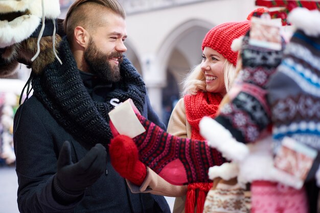 Photo gratuite meilleur cadeau pour l'hiver