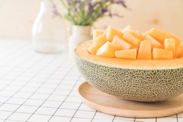 Photo gratuite melon au cantaloupe frais