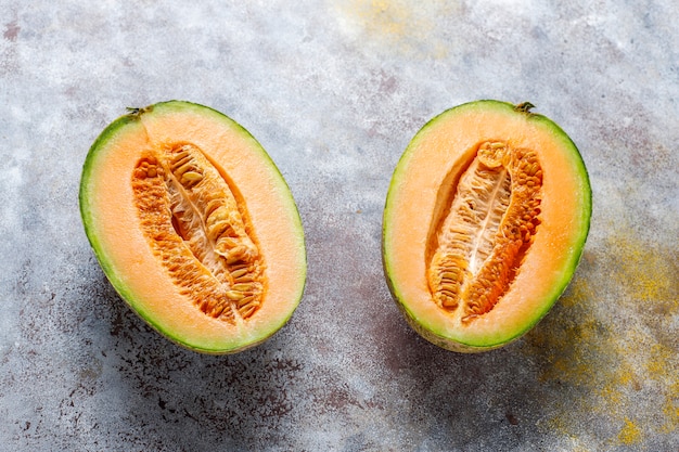 Photo gratuite melon cantaloup bio frais.
