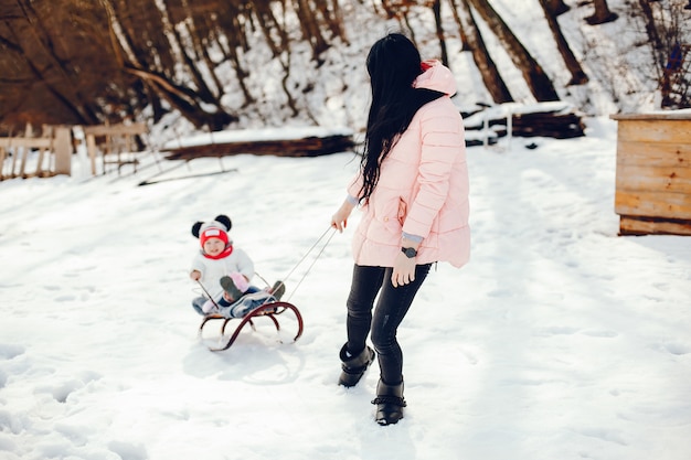 Mère avec petite fille