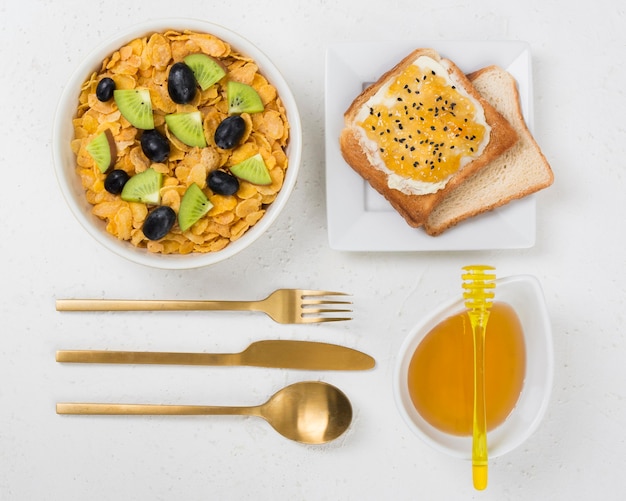 Mise à plat de délicieux petit déjeuner sain