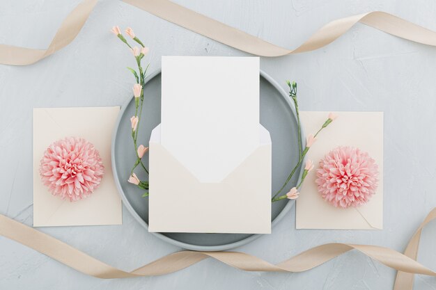 Mise à plat du concept de mariage magnifique avec espace copie
