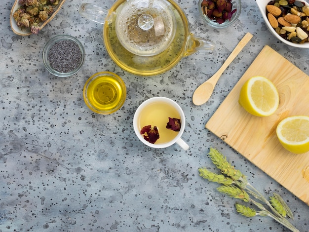 Mise à plat d'épices et d'herbes médicinales