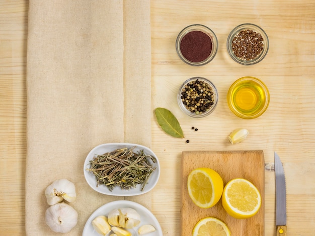 Mise à plat d'herbes médicinales naturelles