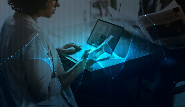 Photo gratuit mise en réseau d'une femme d'affaires à l'aide d'appareils numériques