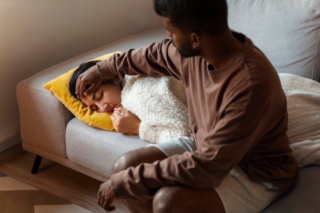 Photo gratuite mode de vie de l'adulte avec des problèmes de santé