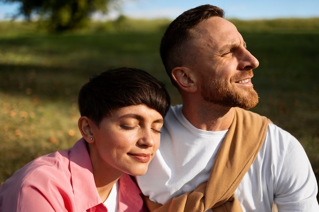 Photo gratuite mode de vie des personnes vivant sans soins