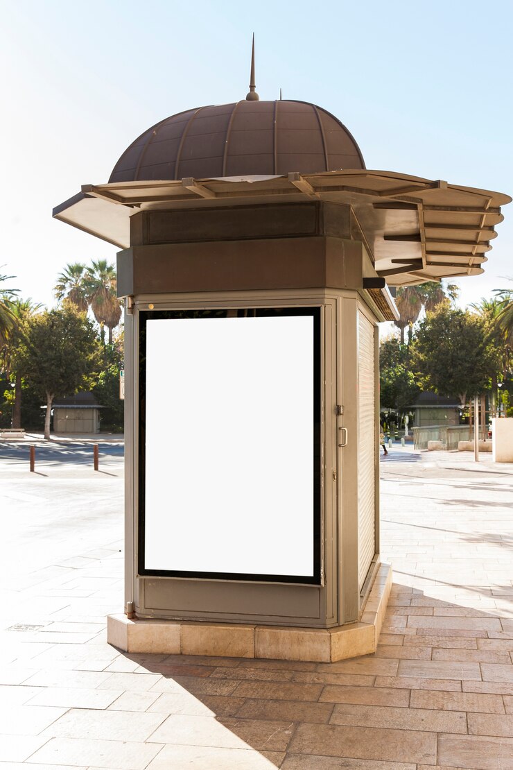 Photo gratuit mupi concept dans la ville