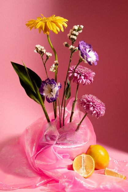 Nature morte avec composition florale