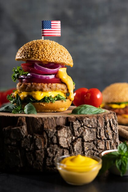Nature morte de délicieux hamburger américain