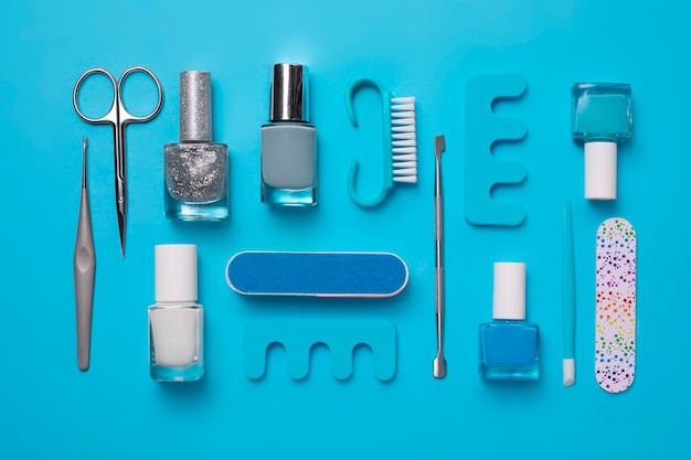 Photo gratuite nature morte d'outils pour nail art