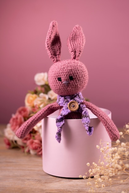 Photo gratuite la nature morte des peluches au crochet