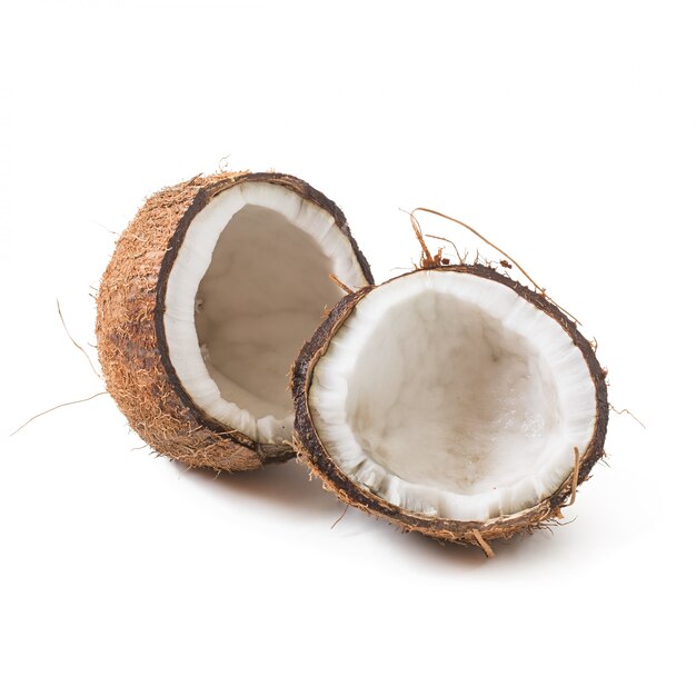 Noix de coco isolé sur fond blanc