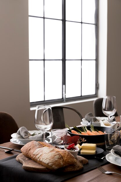 La nourriture sur la table pour le jour de Thanksgiving