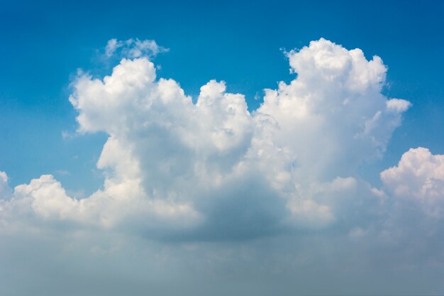 Nuages ​​de ciel