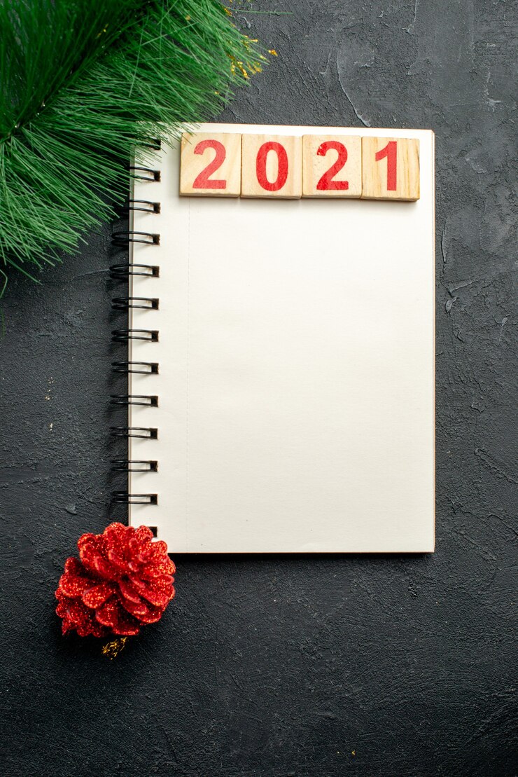 Photo gratuit numéro 2021 sur cahier. bonne année