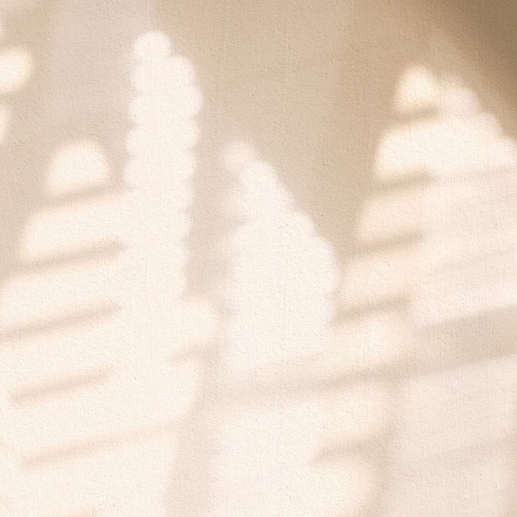 Photo gratuit ombre de fenêtre esthétique beige sur fond de texture
