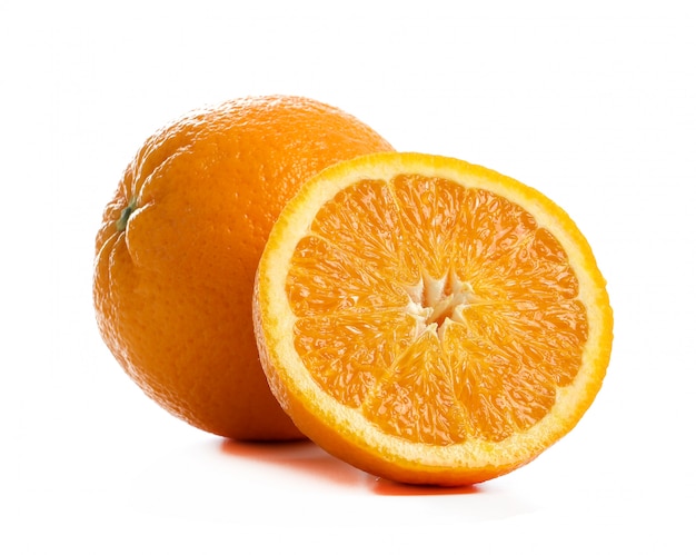 Photo gratuite orange sur blanc sur blanc