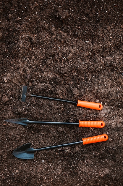 Outils de jardinage