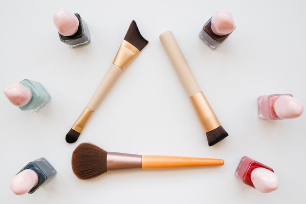 Outils de maquillage