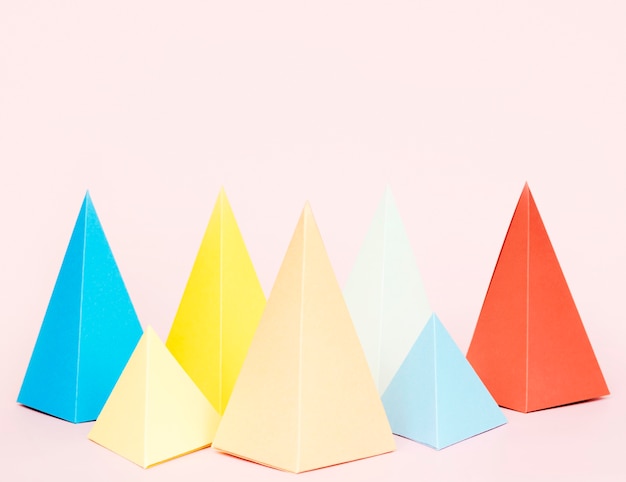 Pack coloré de forme de papier géométrique triangle