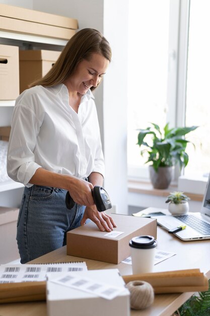 Pack de numérisation femme coup moyen