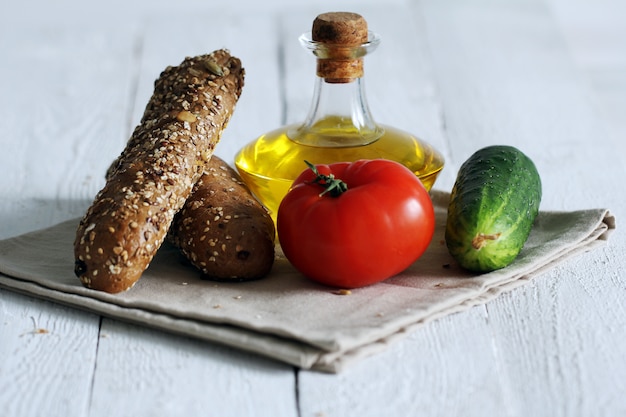 Pain et légumes