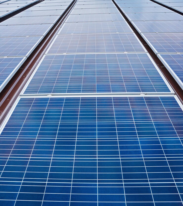 Photo gratuit panneaux solaires photovoltaïques à proximité