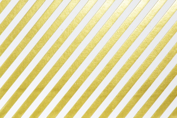 Photo gratuit papier d&#39;emballage blanc et or