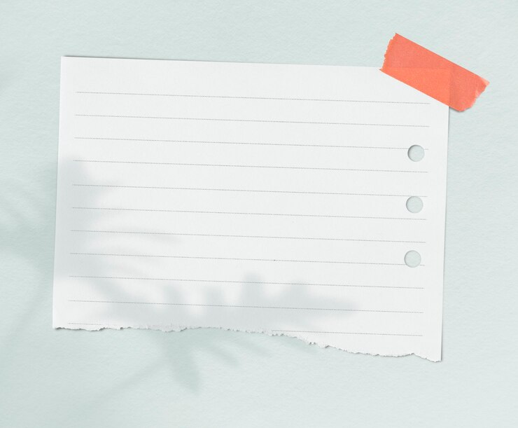 Photo gratuit papier à motif ligné blanc avec ombre de feuilles sur un mur