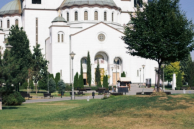 Parc avec un ancien bâtiment