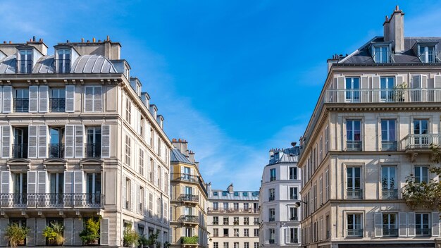 Paris, beaux immeubles