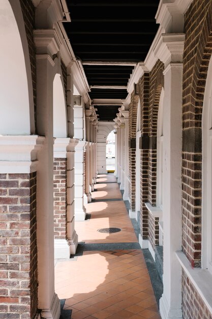 passerelle dans le bâtiment