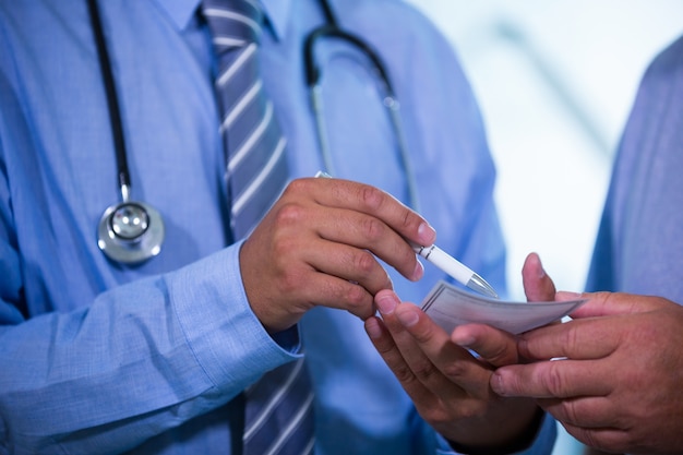 Patient consulter un médecin