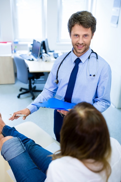 Patient consulter un médecin